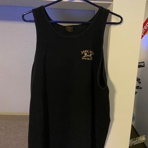 Dark seas men’s large tank top